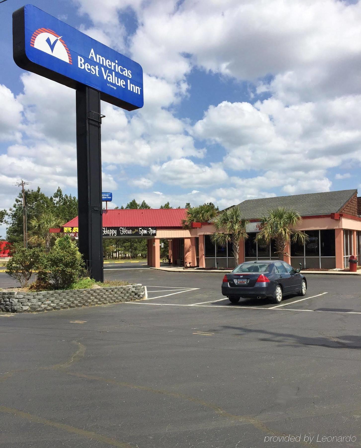 Florence Express Inn מראה חיצוני תמונה